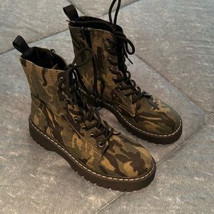 Sincerely Jules Harley camouflage combat boot 8